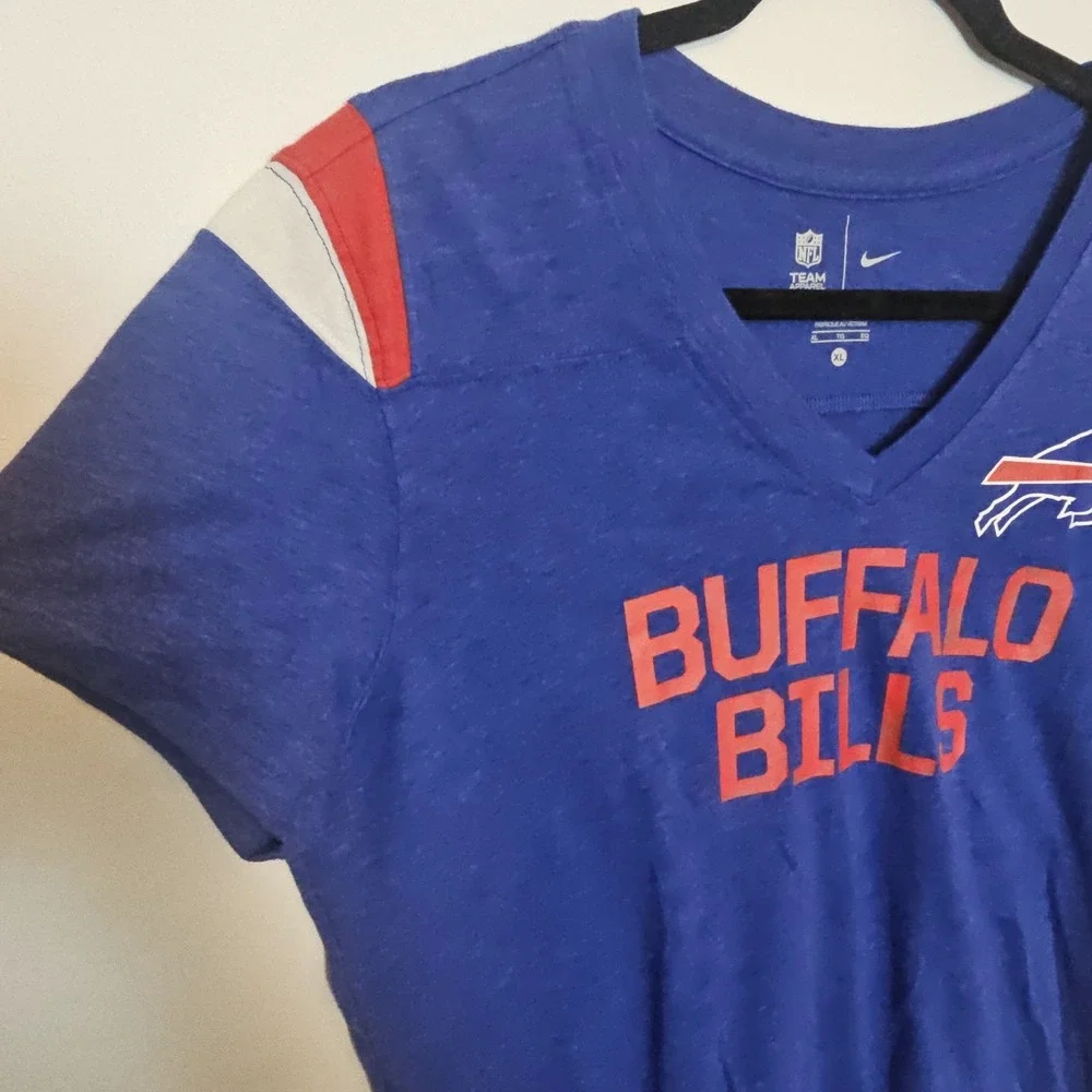 Nike Buffalo Bill's Womens V-Neck T‎ Shirt Blue Red White NFL Athletic